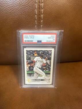 2022 Topps Oneil Cruz Rookie Card #537 PSA 10 Gem Mint